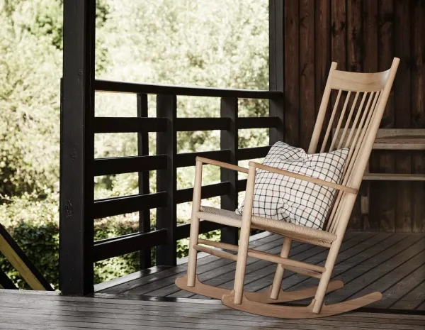 FredericiaWegner J16 Rocking Chair by Hans J. Wegner 